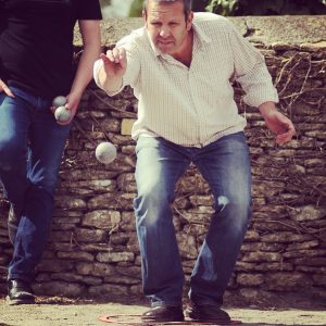 Comment s’améliorer à la pétanque ?